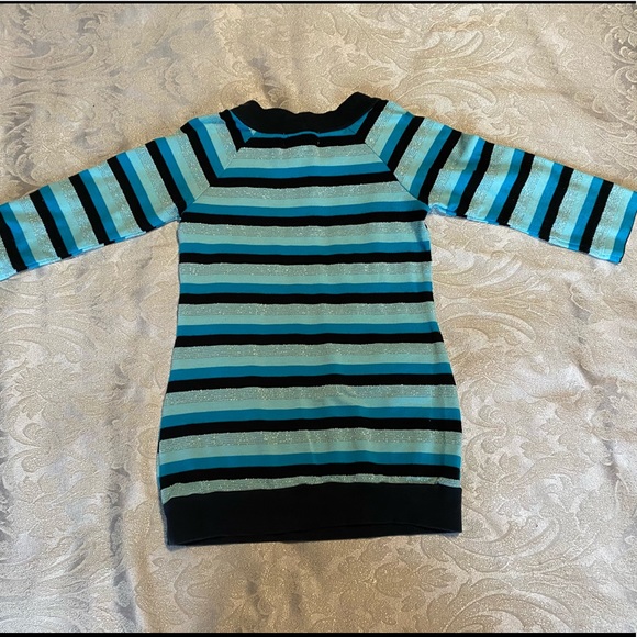 Girls turquoise and black sweater - Picture 3 of 4
